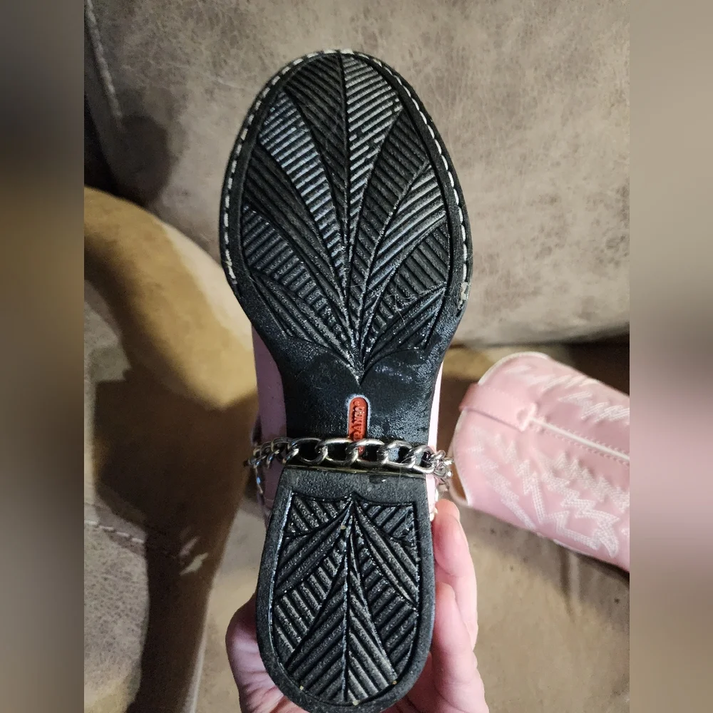 Durango Pink Quilted Boots with Rinestone And Chains - Picture 10 of 13